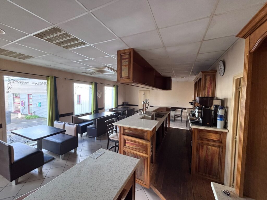 Le Relais de la Marconne : bar-restaurant traiteur avec licence IV et logement à reprendre à Dissé-sous-le-Lude – photo 12