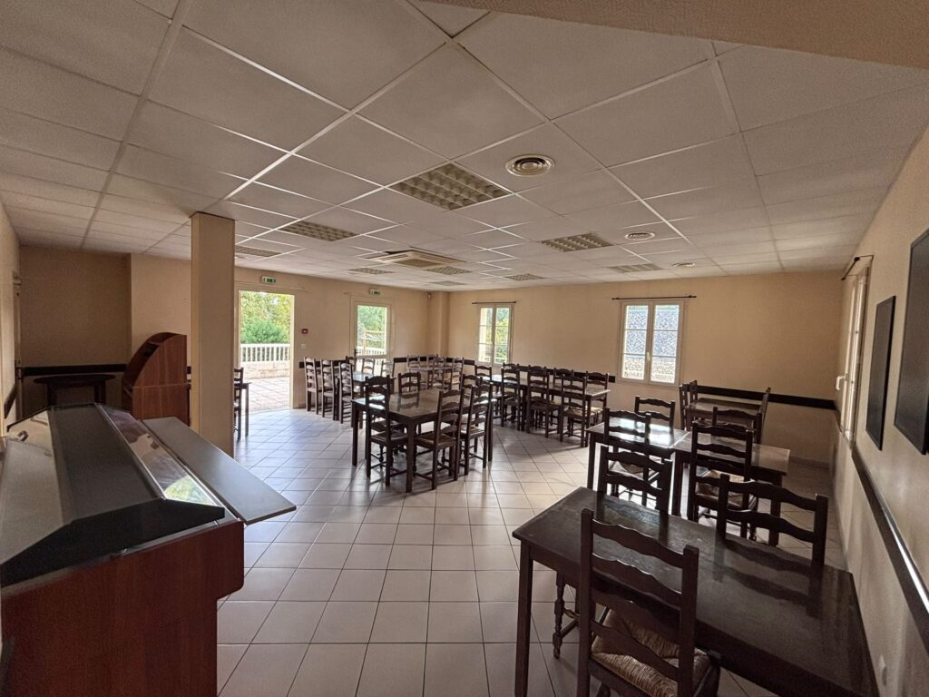 Le Relais de la Marconne : bar-restaurant traiteur avec licence IV et logement à reprendre à Dissé-sous-le-Lude – photo 5